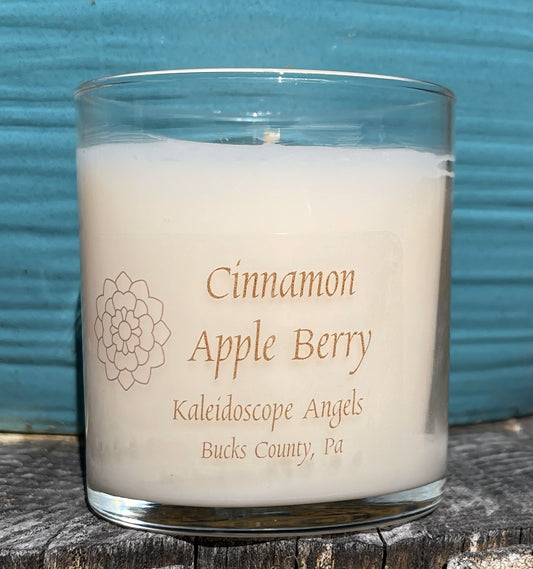 Candle - Cinnamon Apple Berry Scented